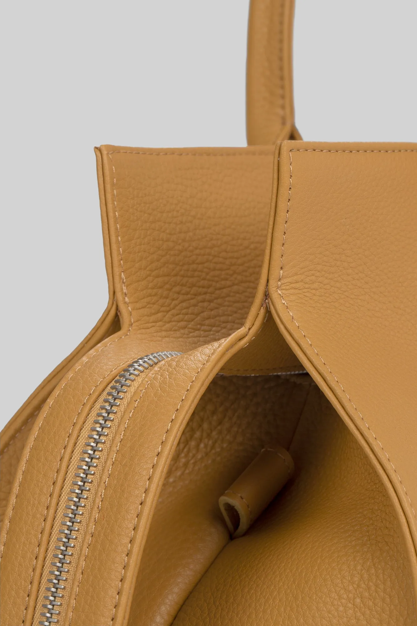 Marsll Curva Medium Tote Bag
